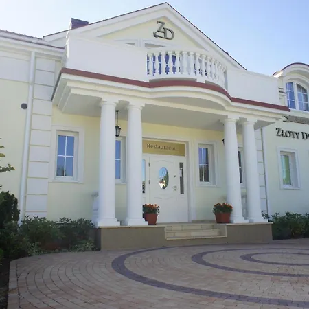 Zloty Dworek Апартаменти